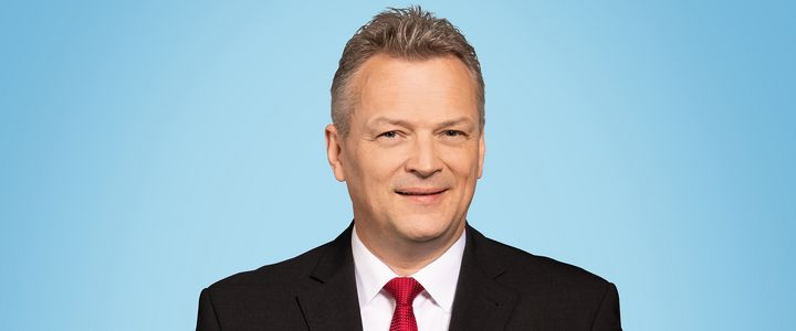 Staatssekretär Roland Weigert