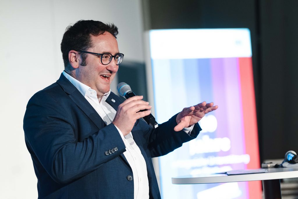 Das Bayerische Wirtschaftsministerium feiert das 10-jährige Jubiläum seiner Gründerinitiative Gründerland Bayern.