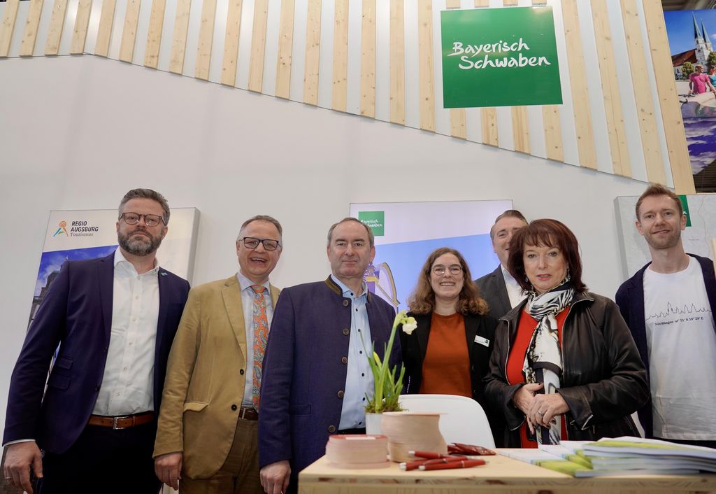 Impressionen der Eröffnung der Messe „f.re.e 2025“ in München.