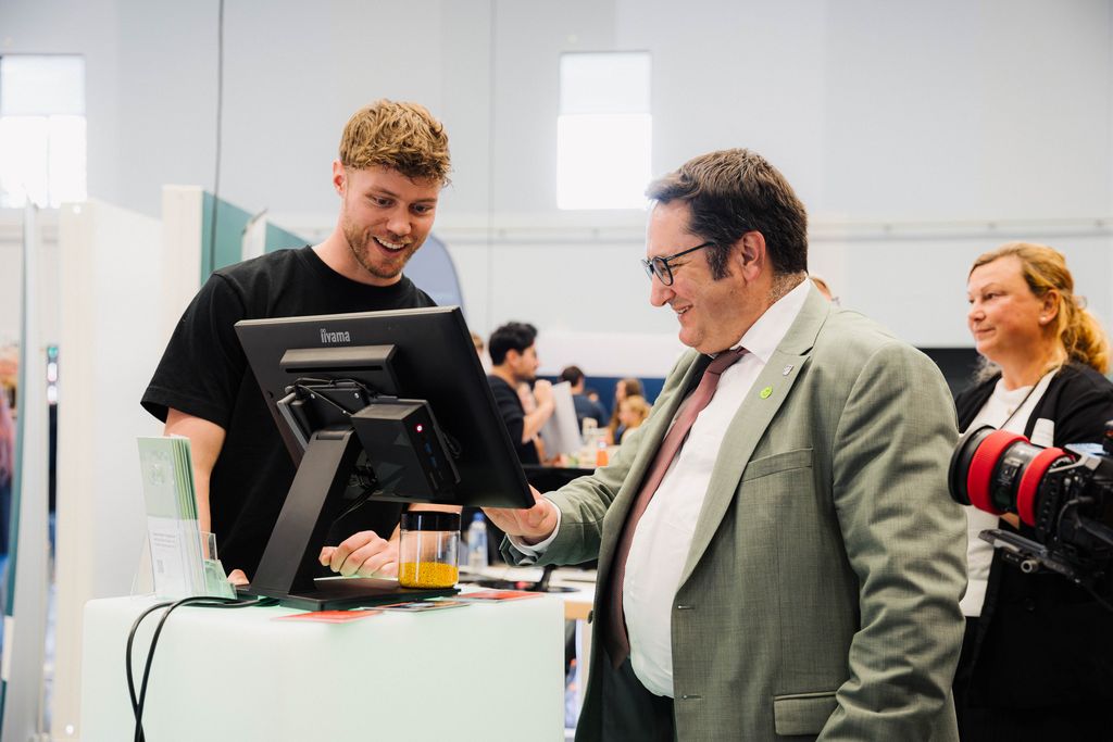 Impressionen der Schülerveranstaltungsreihe „Berufliche Bildung - Zukunft für alle“ in Hof.