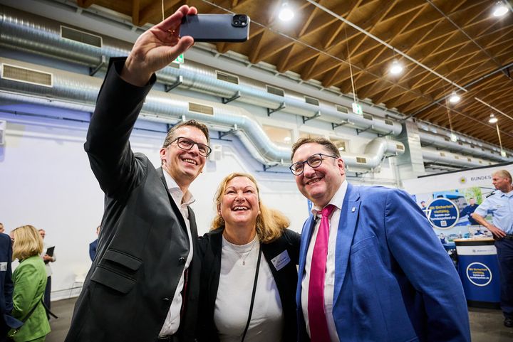 BB-Straubing_selfie_ Impressionen der Veranstaltung „Berufliche Bildung – Zukunft für Alle!“ in Straubing.