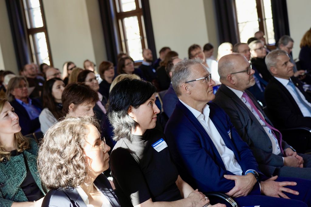 Teilnehmer auf der Interreg-Veranstaltung in München. Foto: StMWi