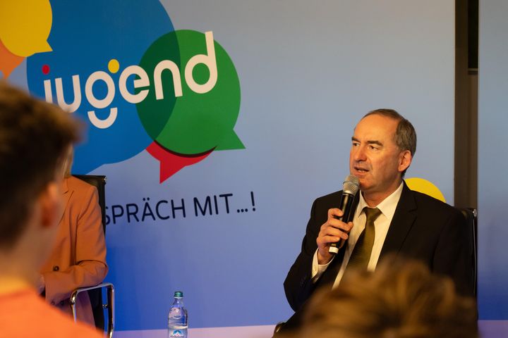 Impressionen des Bayerischen Jugendpolitiktages. 