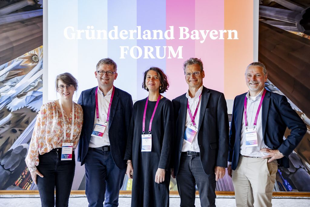 Das Bayerische Wirtschaftsministerium feiert das 10-jährige Jubiläum seiner Gründerinitiative Gründerland Bayern.