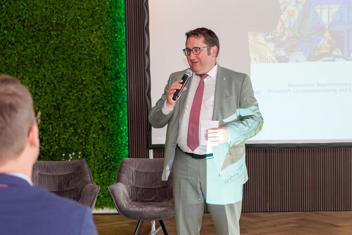 Impressionen der Delegationsreise unter Leitung von Staatssekretär Tobias Gotthardt nach Rumänien und in die Republik Moldau.