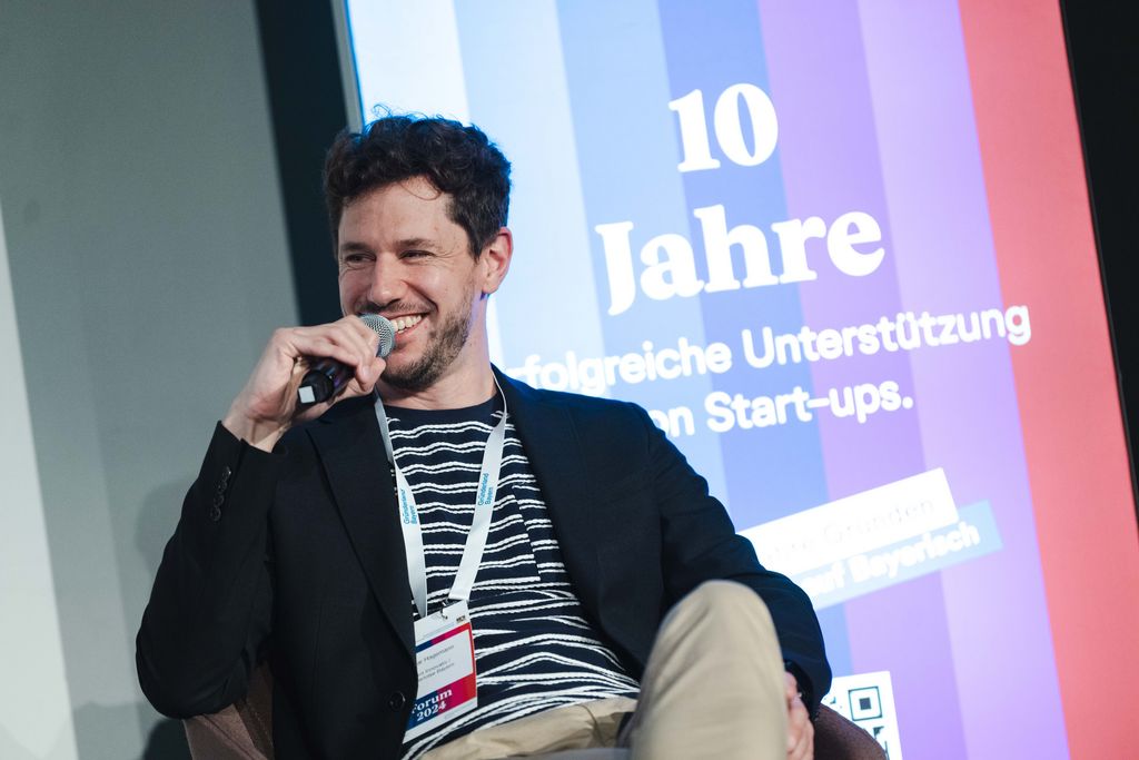 Das Bayerische Wirtschaftsministerium feiert das 10-jährige Jubiläum seiner Gründerinitiative Gründerland Bayern.