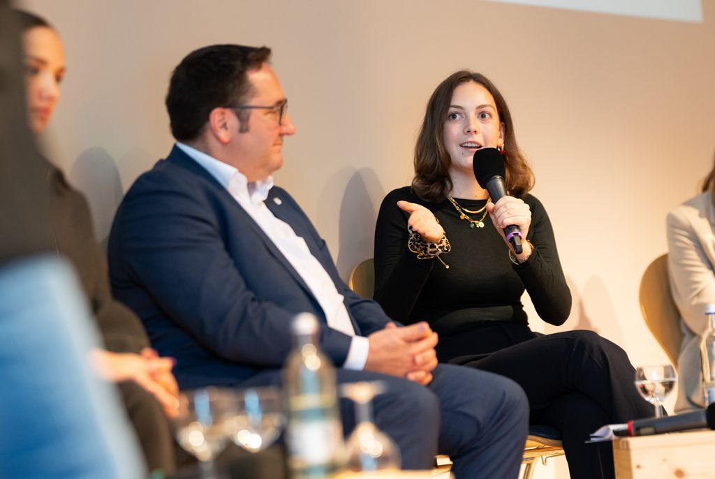 Impressionen des Jugendwirtschaftgipfels 2024.