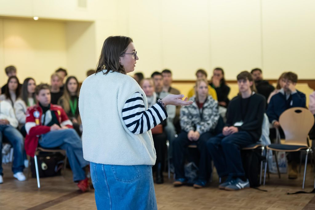Impressionen des Jugendwirtschaftsgipfels 2025.