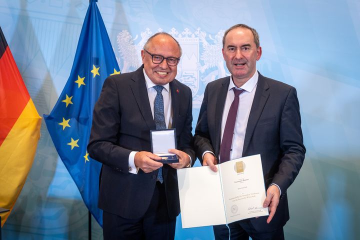 Impressionen der Verleihung der Staatsmedaille für besondere Verdienste um die Bayerische Wirtschaft.
