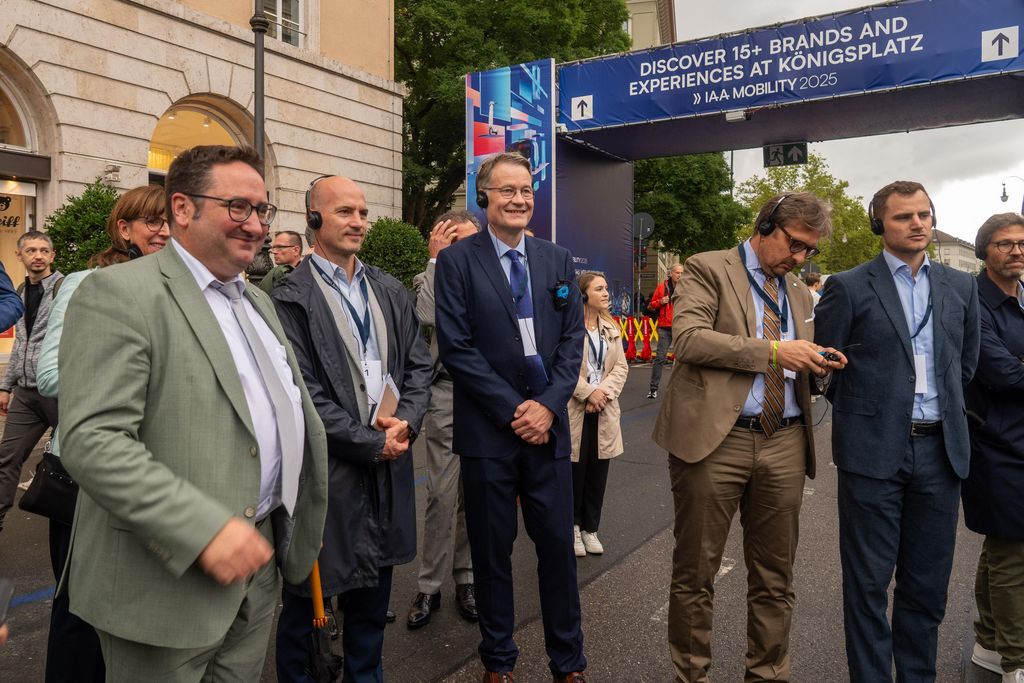 Impressionen des Rundgangs des ARA-Kongress (Automotive Regions Alliance) im Rahmen der IAA Mobility 2025.