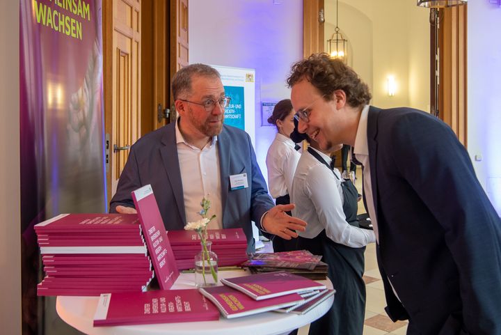 Impressionen des Abendempfangs Kultur- und Kreativwirtschaft in München.