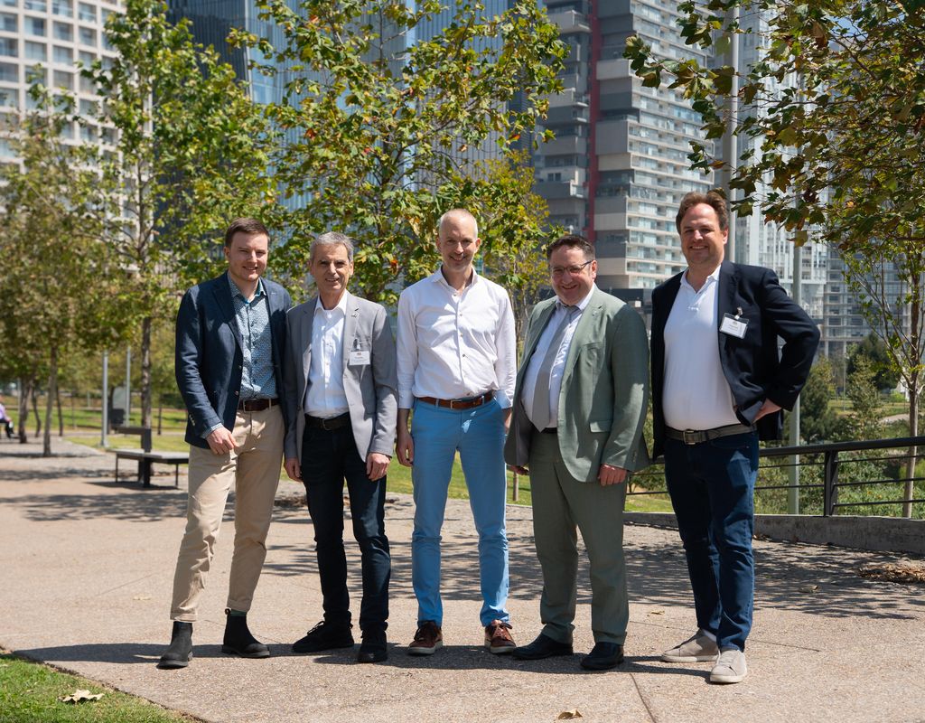 Bayerns Wirtschaftsstaatssekretär Tobias Gotthardt reiste vom 21. bis 28. März 2026 mit einer Wirtschaftsdelegation nach Mexiko.