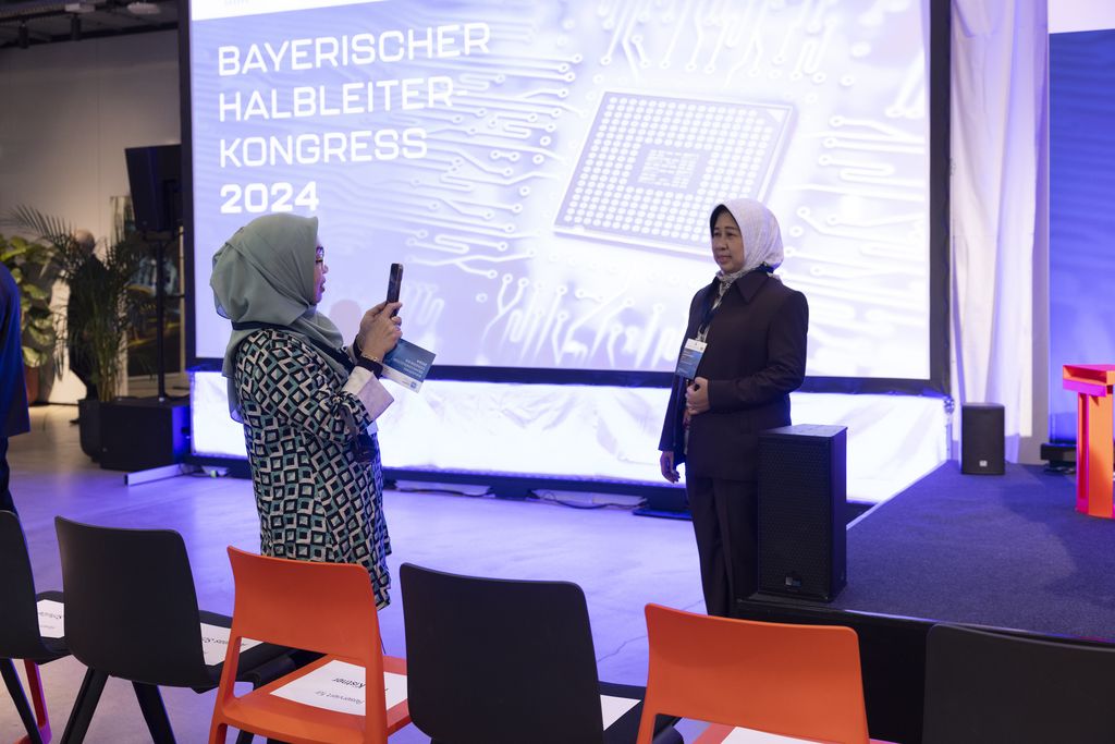 Impressionen vom Bayerischen Halbleiter-Kongress 2024. 