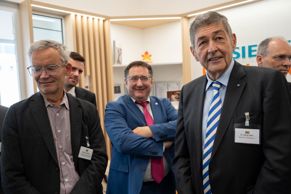 Impressionen vom Unternehmensbesuch bei Siemens Healthineers.