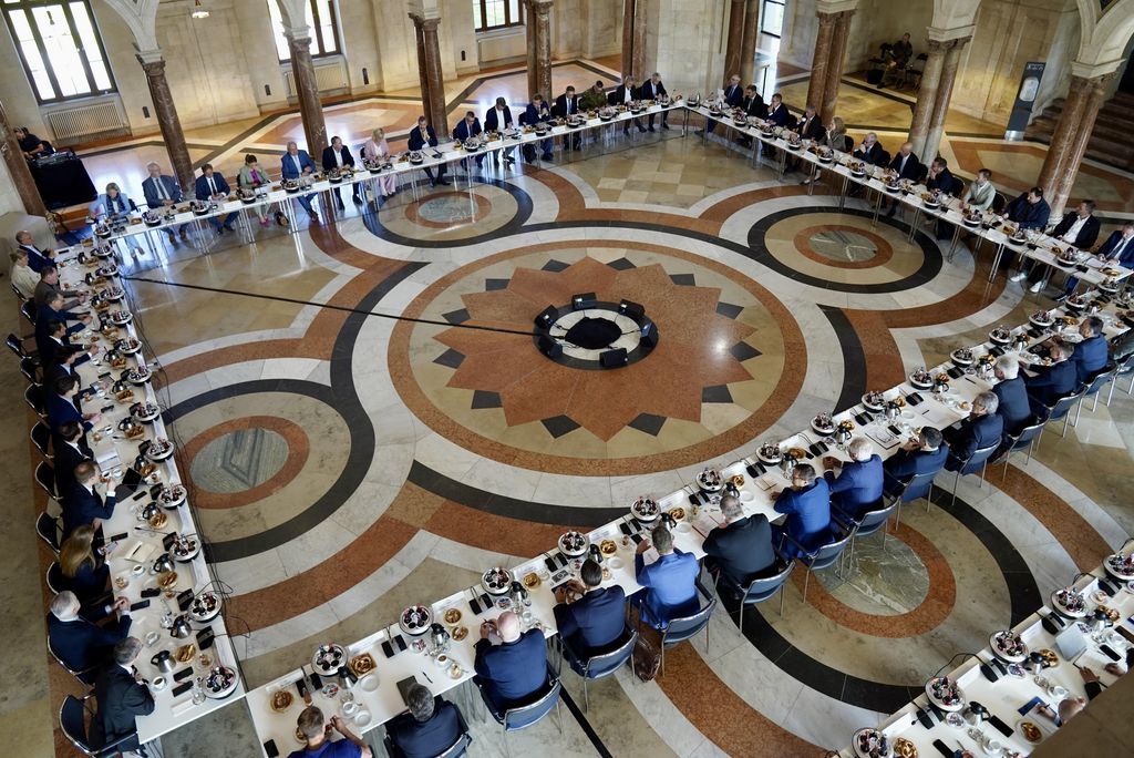 Impressionen des Bayerischen Rüstungsgipfel.