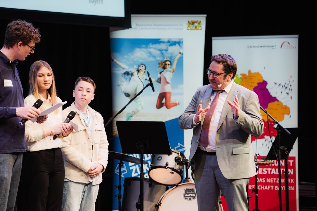 Impressionen der Schülerveranstaltungsreihe „Berufliche Bildung - Zukunft für alle“ in Hof.