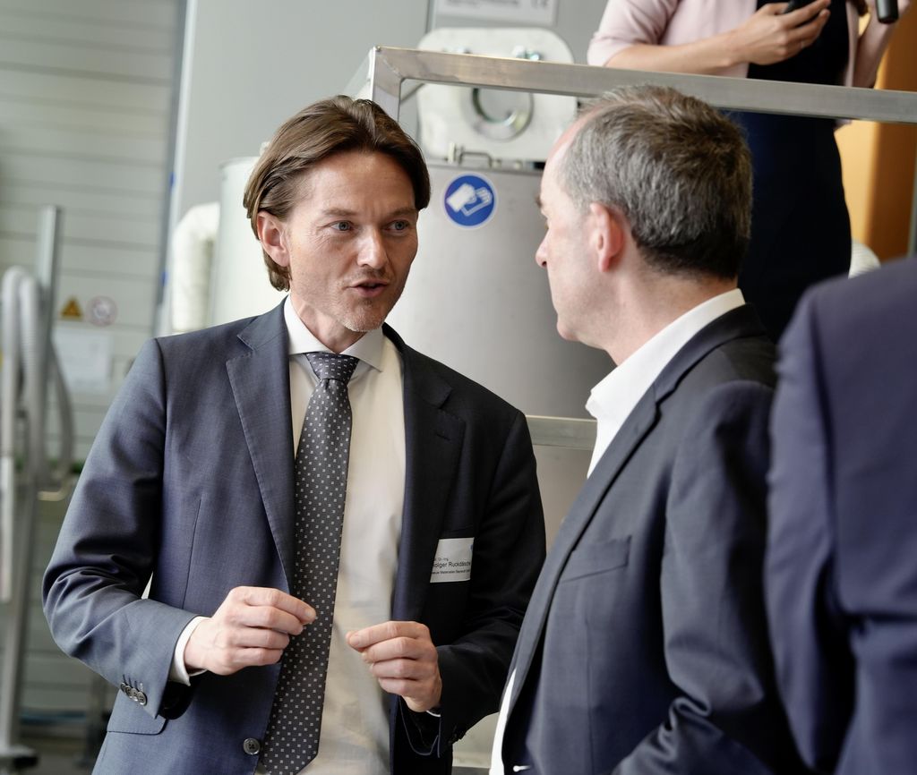 Impressionen der Jubiläumsfeier „25 Jahre neue Materialien“.