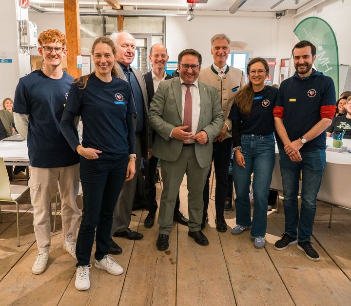 Impressionen der Veranstaltung „ServusZUKUNFT #Werkstatt KI“.