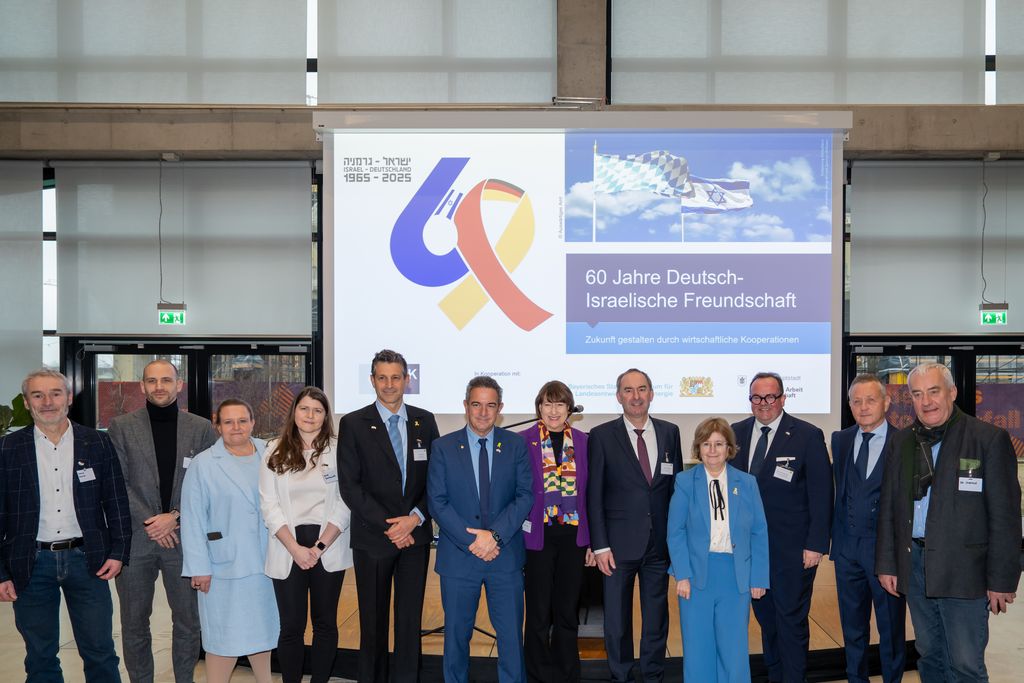 Die Redner und Organisatoren der Veranstaltung "60 Jahre Deutsch - Israelische Freundschaft". Foto: StMWi/E. Neureuther