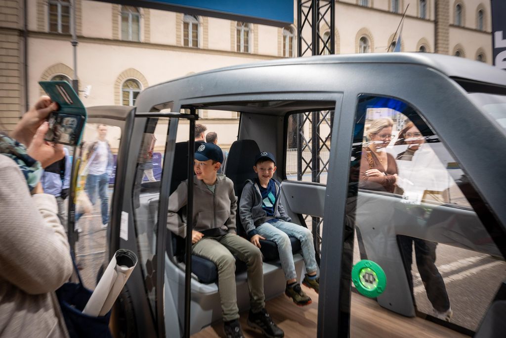 IAA 2025: Impressionen vom OpenSpace-Messestand des Bayerischen Wirtschaftsministeriums