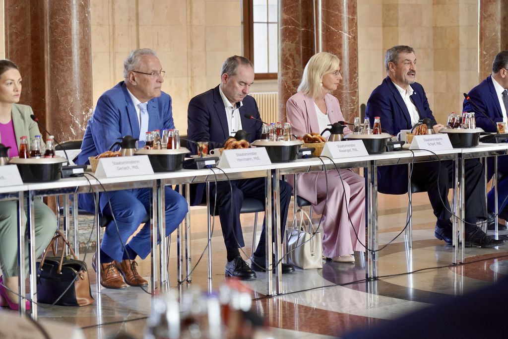 Impressionen des Bayerischen Rüstungsgipfel.