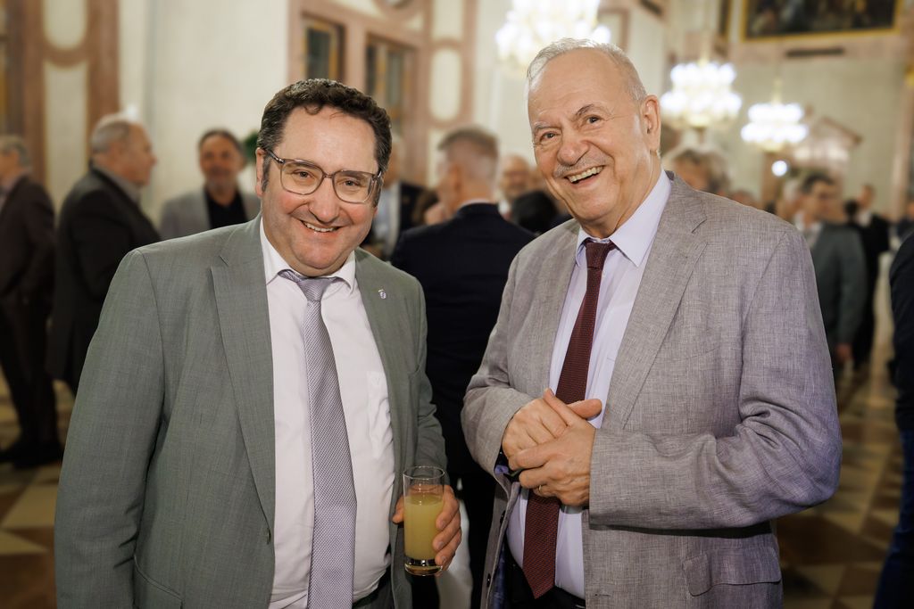 Bayerns Wirtschaftsstaatssekretär Tobias Gotthardt lädt im Namen der Bayerischen Staatsregierung zu einem Empfang anlässlich der 76. Internationalen Handwerksmesse in die Residenz München ein.