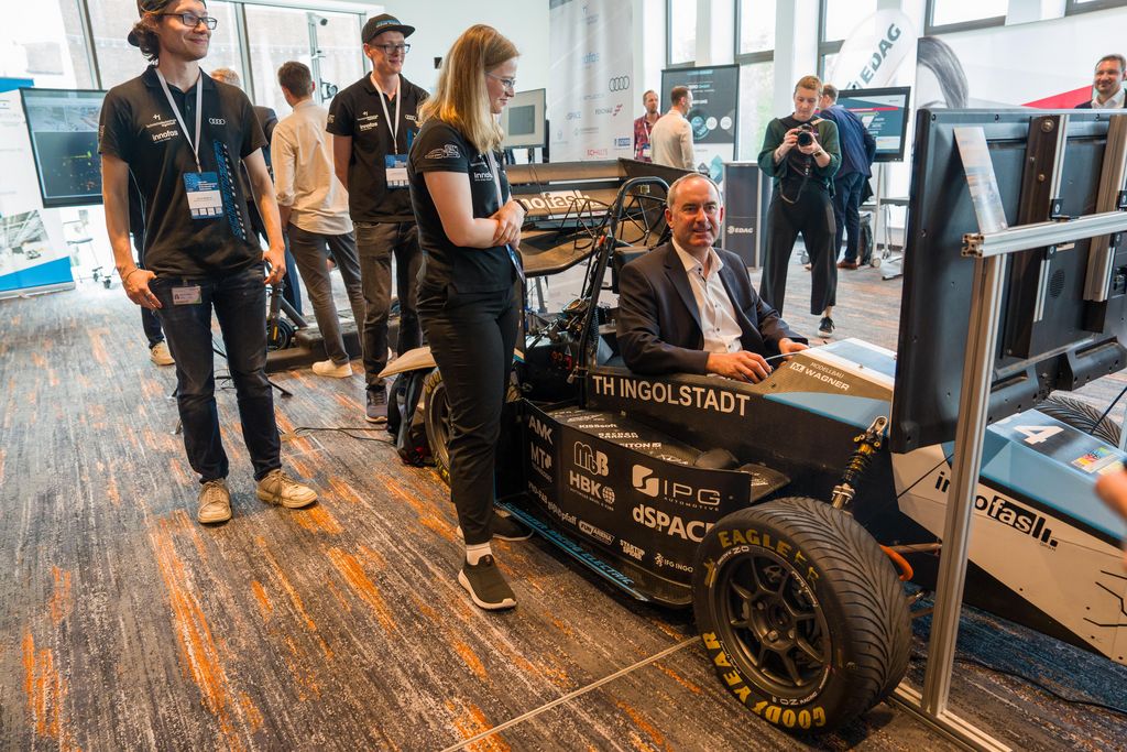 Impressionen des Bayerischen Transformationskongress für die Automobil- und Zulieferindustrie 2025.