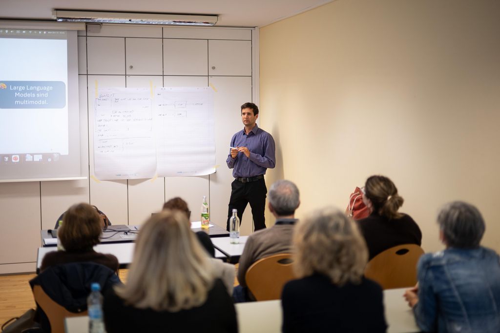 Impressionen des Jugendwirtschaftsgipfels 2025.