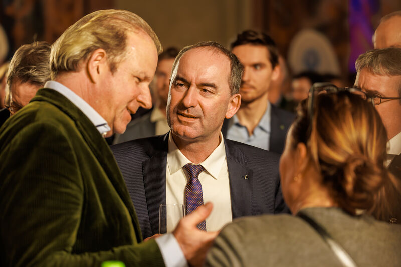 Cluster-Empfang für die Cluster-Offensive Bayern