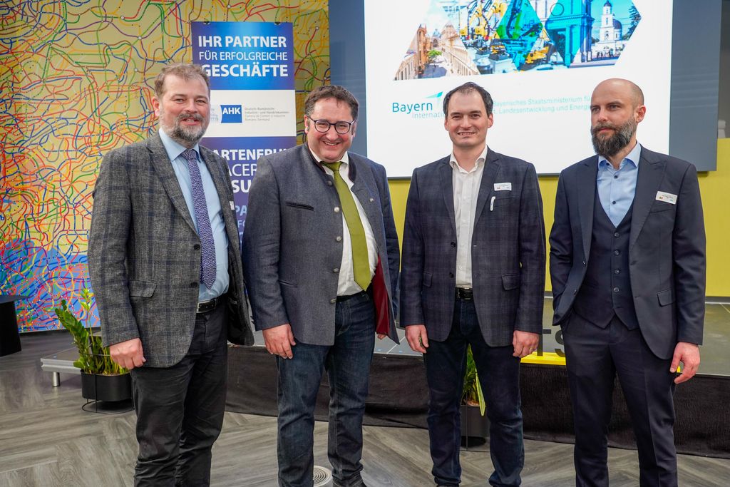 Impressionen der Delegationsreise unter Leitung von Staatssekretär Tobias Gotthardt nach Rumänien und in die Republik Moldau.