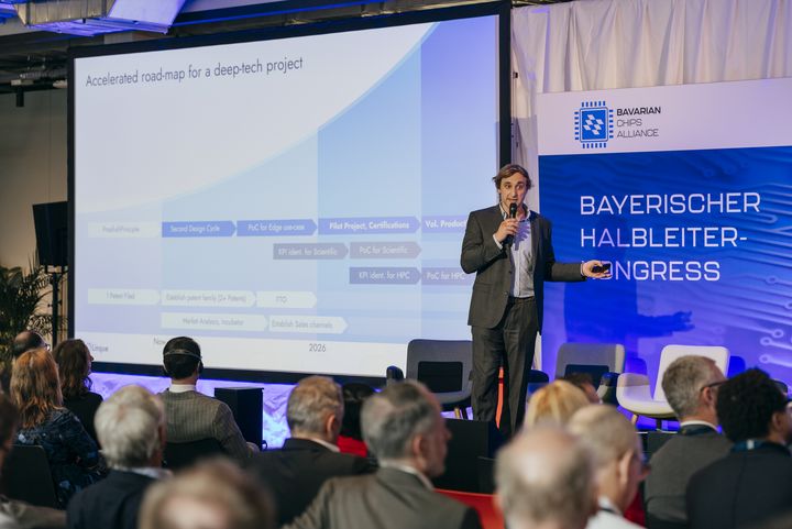 Impressionen vom Bayerischen Halbleiter-Kongress 2024. 