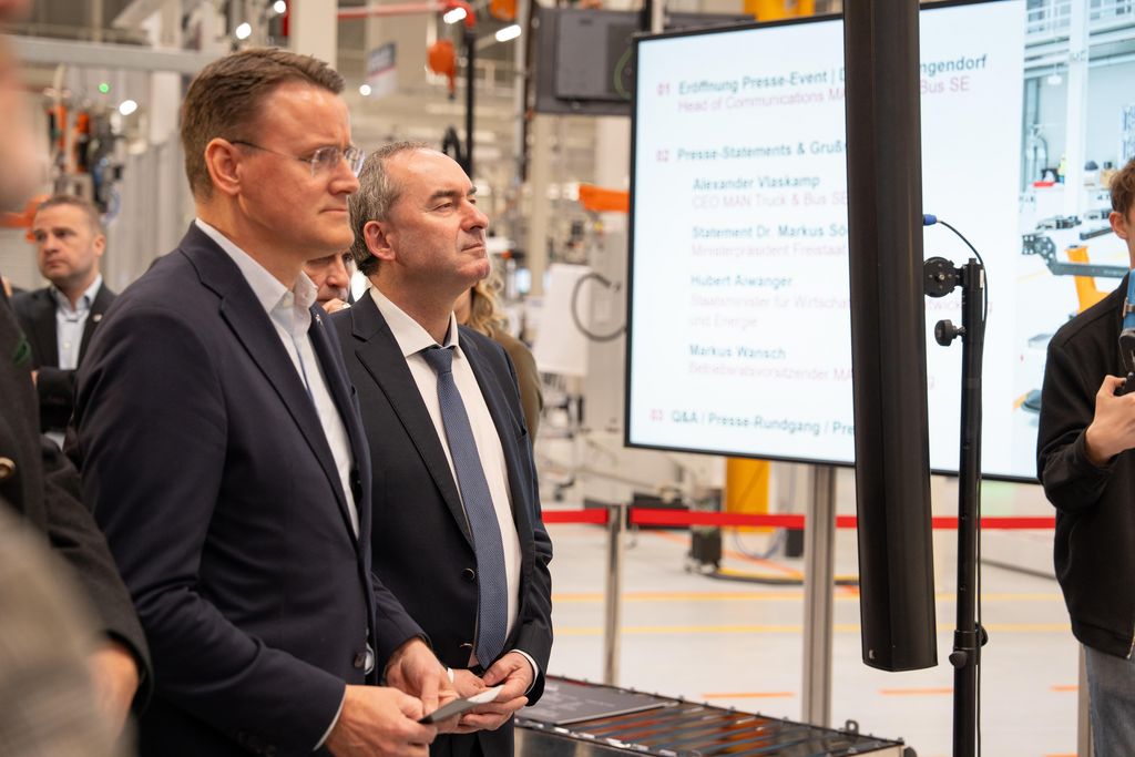 Impressionen der Eröffnung der Batteriefertigung am MAN-Standort in Nürnberg.