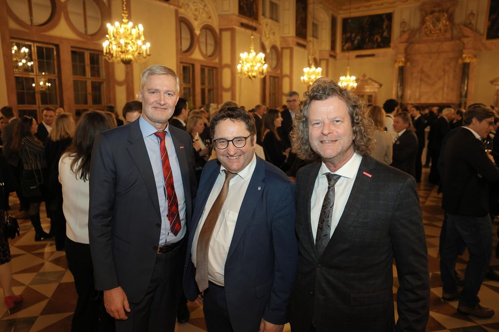 stmwi_25-03-12_089 Tobias Gotthardt (Staatssekretär im Bayerischen Wirtschaftsministeium) lädt am 12.03.2025 anlässlich der Internationalen Handwerksmesse zum Empfang in den Kaisersaal der Residenz München ein.