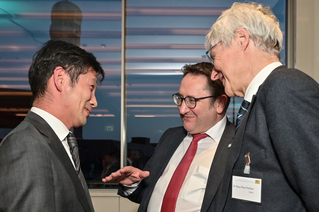 Impressionen des Abendessens mit Konsularischen Korps.