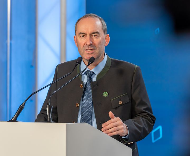 Wirtschaftsminister Hubert Aiwanger beim Bayerischen Tourismustag © StMWi/E. Neureuther