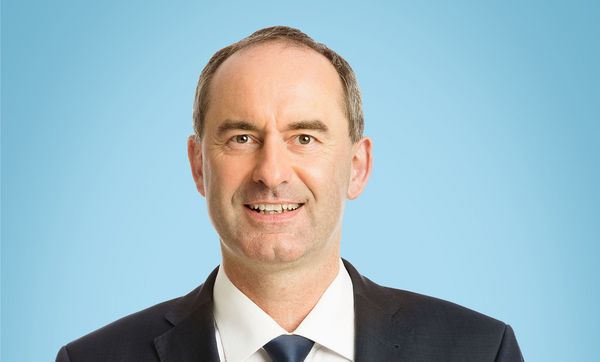Portrait photo of Minister of State Hubert Aiwanger