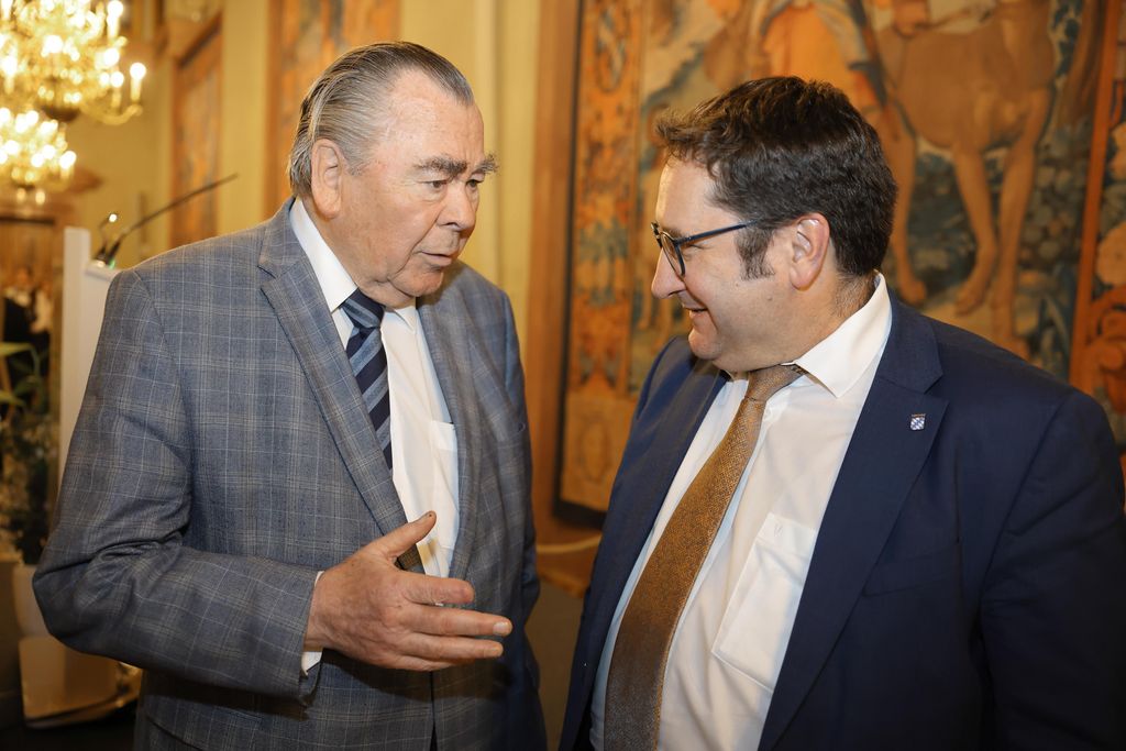 stmwi_25-03-12_059 Tobias Gotthardt (Staatssekretär im Bayerischen Wirtschaftsministeium) lädt am 12.03.2025 anlässlich der Internationalen Handwerksmesse zum Empfang in den Kaisersaal der Residenz München ein.