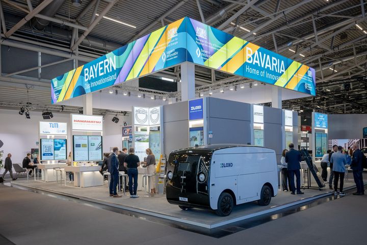 Impressionen des IAA Rundgangs mit Bayerns Wirtschaftsminister Hubert Aiwanger.