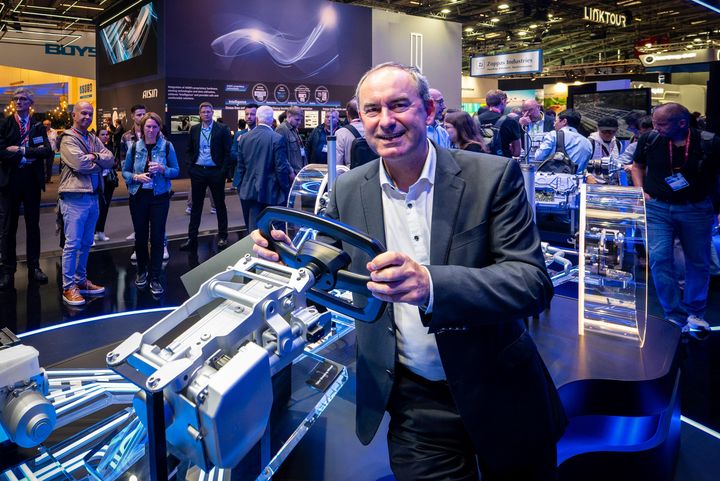 Impressionen des IAA Rundgangs mit Bayerns Wirtschaftsminister Hubert Aiwanger.