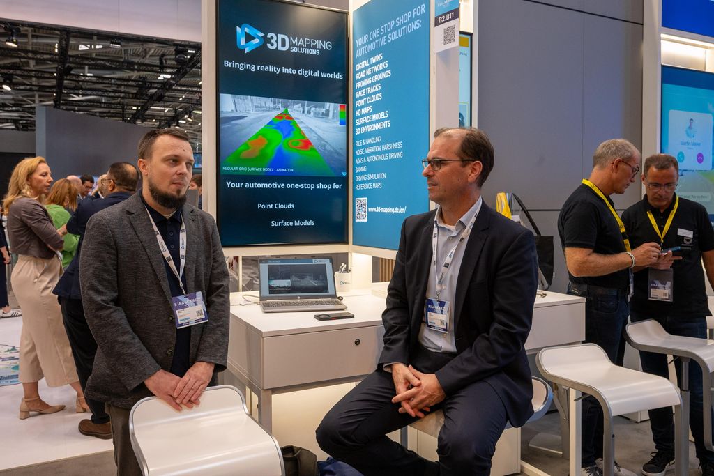 Impressionen des IAA Rundgangs mit Bayerns Wirtschaftsminister Hubert Aiwanger.