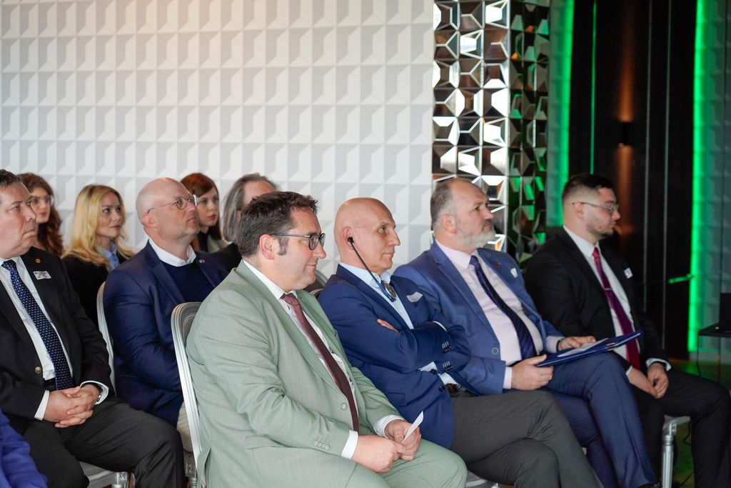 Impressionen der Delegationsreise unter Leitung von Staatssekretär Tobias Gotthardt nach Rumänien und in die Republik Moldau.