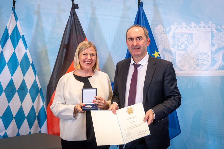 Impressionen der Verleihung der Staatsmedaille für besondere Verdienste um die Bayerische Wirtschaft.