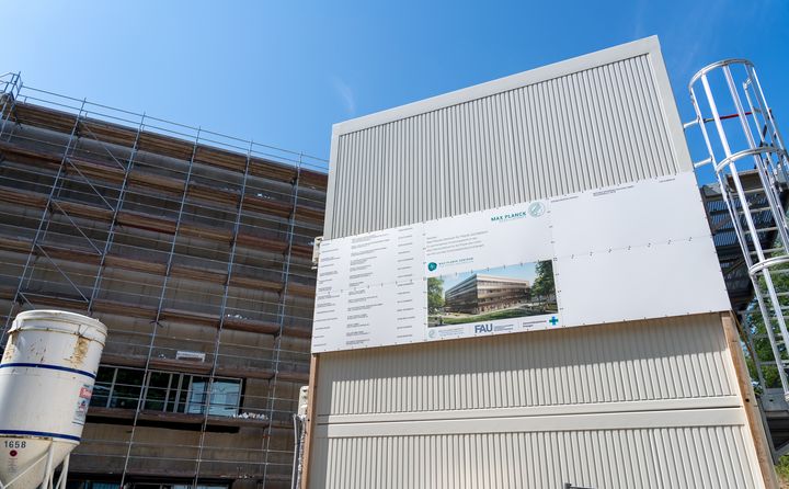 Das Münchner Architekturbüro Fritsch+Tschaidse hat das neue Max-Planck-Zentrum entworfen. (Foto: StMWi / Elke Neureuther
