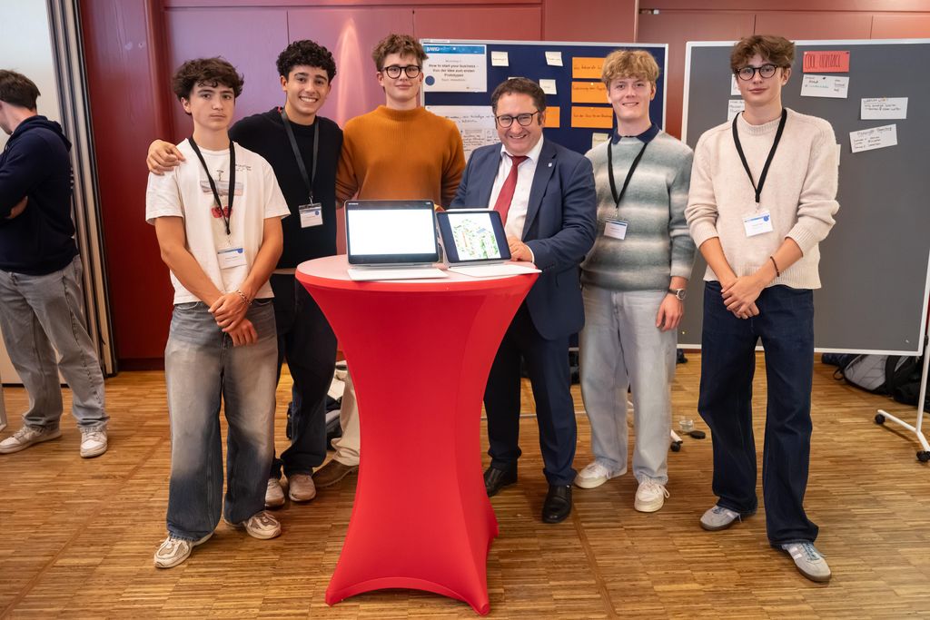 Impressionen des Jugendwirtschaftsgipfels 2025.