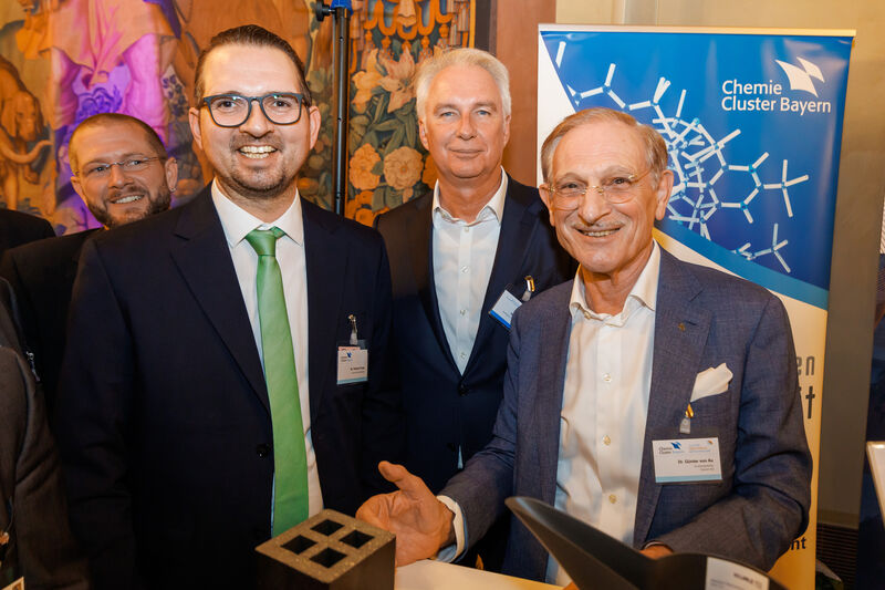 Cluster-Empfang für die Cluster-Offensive Bayern