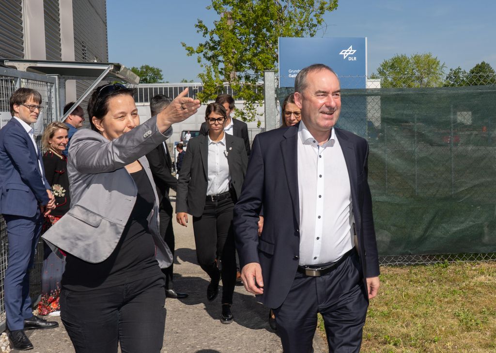 Impressionen der Grundsteinlegung des Neubaus des Galileo Kompetenzzentrum.