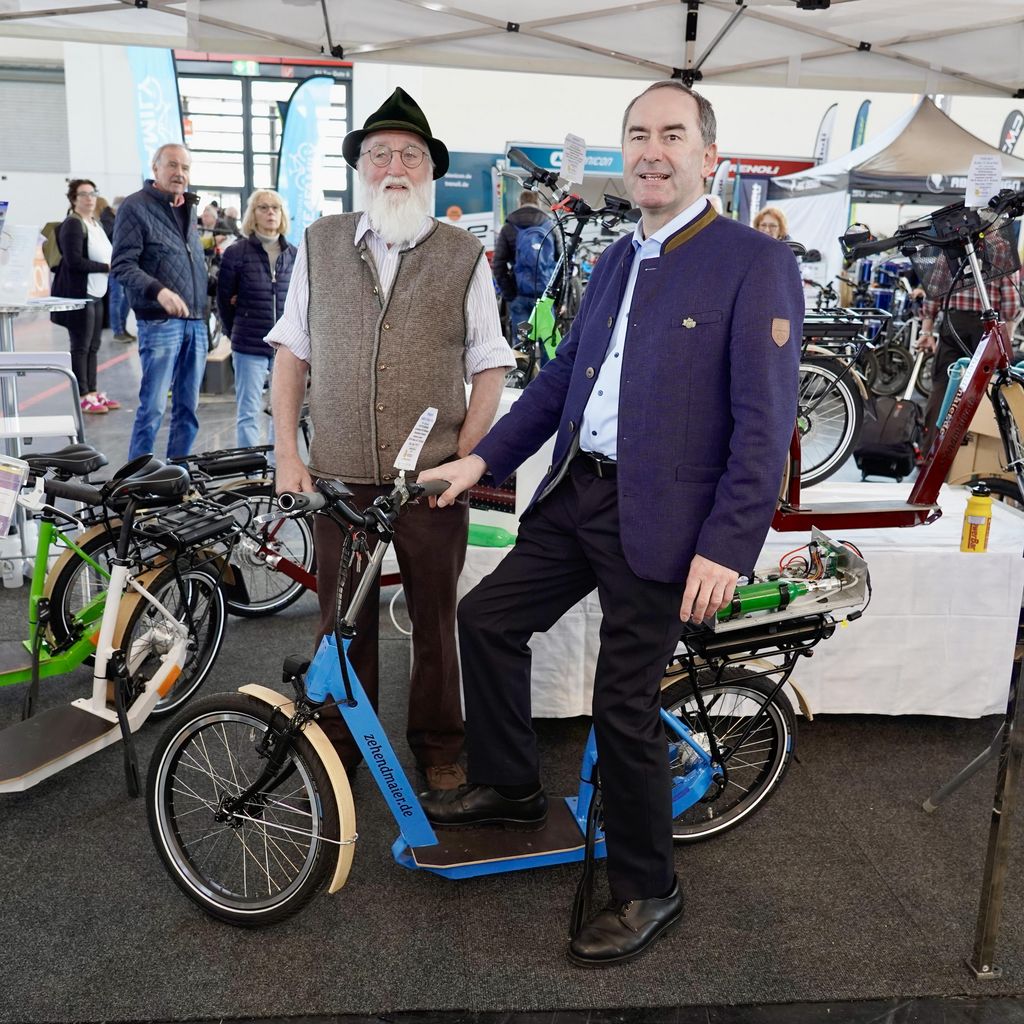 Impressionen der Eröffnung der Messe „f.re.e 2025“ in München.