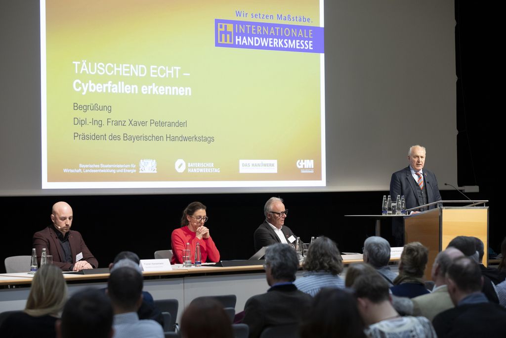 Impressionen der Fachtagung Cyberfallen anlässlich der 75. IHM.