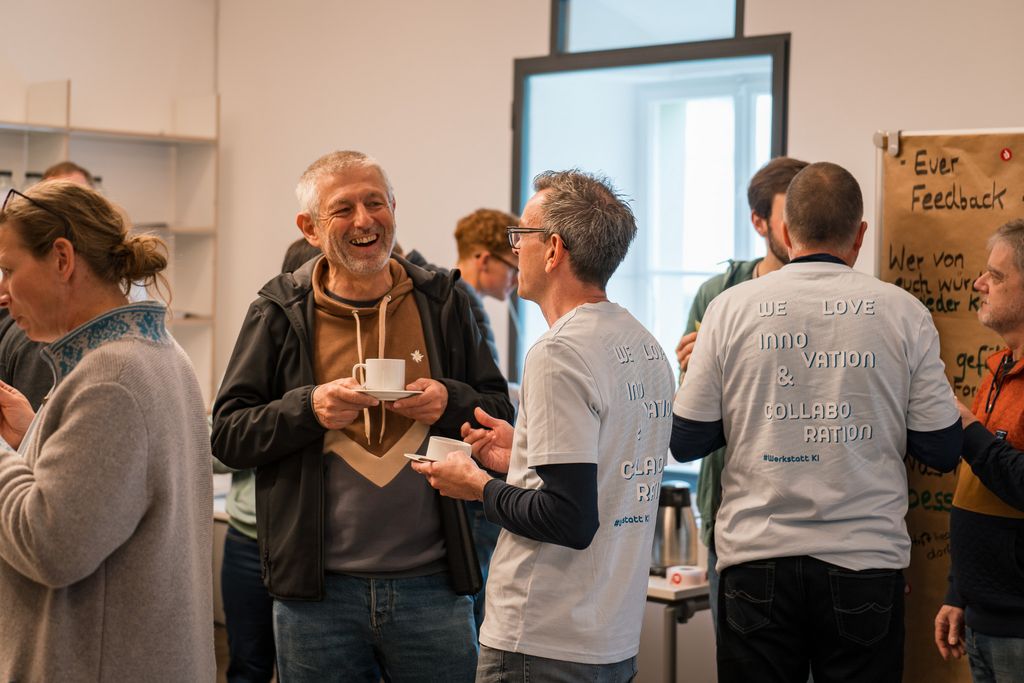 Impressionen der Veranstaltung „ServusZUKUNFT #Werkstatt KI“.