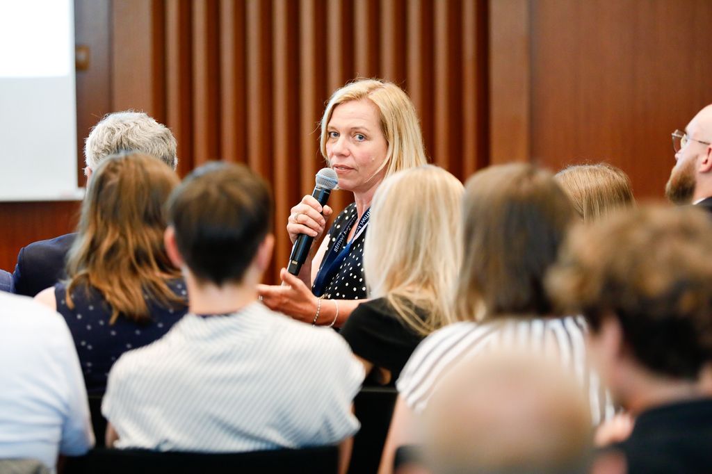 Bild 7 Fachkräftegewinnung 2024 - © StMWi/S.Geiger